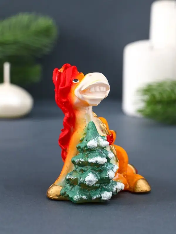 Свеча фигурная "Лошадка с ёлочкой" 8х5,5х8,5 см, цв. золотой