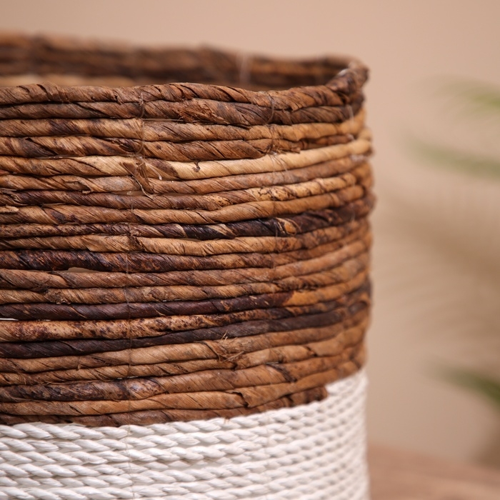 Корзина плетёная 30х30х25 см Корзина плетёная 30х30х25 см