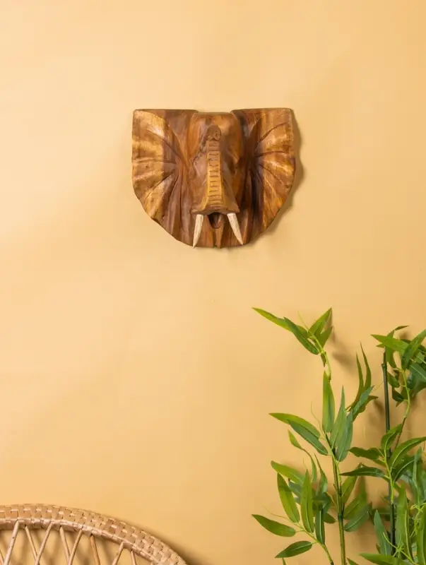 Панно «Голова слона», 32×15×22 см, дерево Суар, бежевое Панно «Голова слона», 32×15×22 см, дерево Суар, бежевое