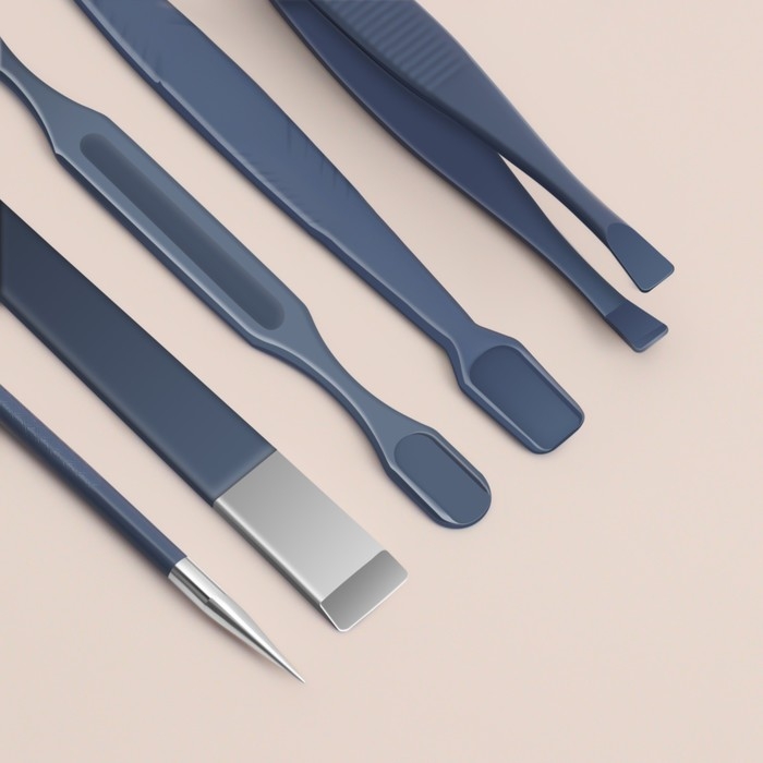 Набор маникюрный, 12 предметов, в футляре, цвет синий Набор маникюрный, 12 предметов, в футляре, цвет синий