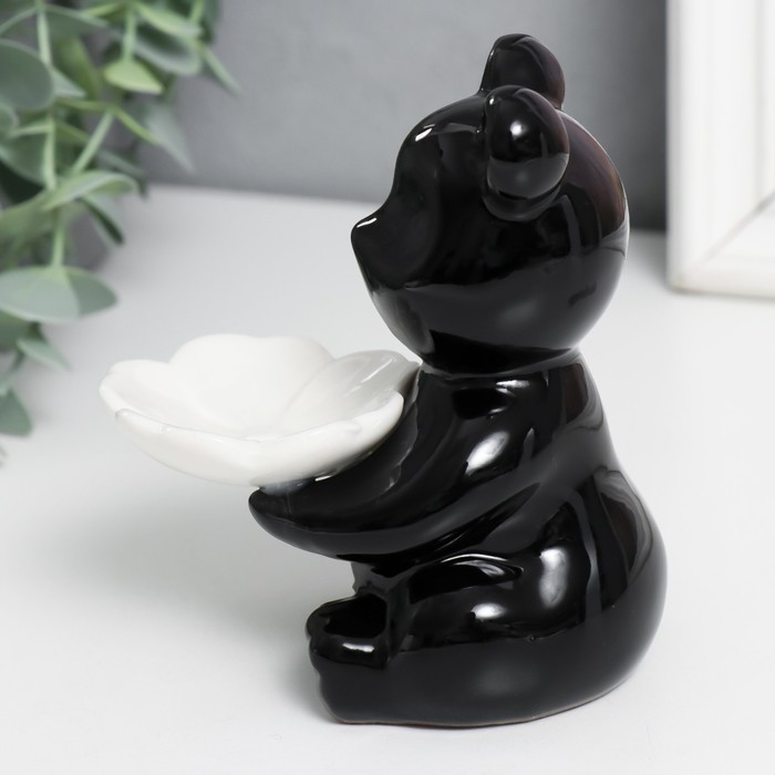 Сувенир керамика подставка Сувенир керамика подставка "Мишка с белым цветком" чёрный 7х9х10,5 см