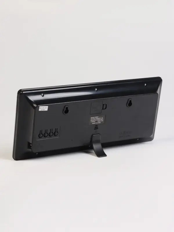 Часы электронные настенные, 36.2&times;15.5 см, белые цифры