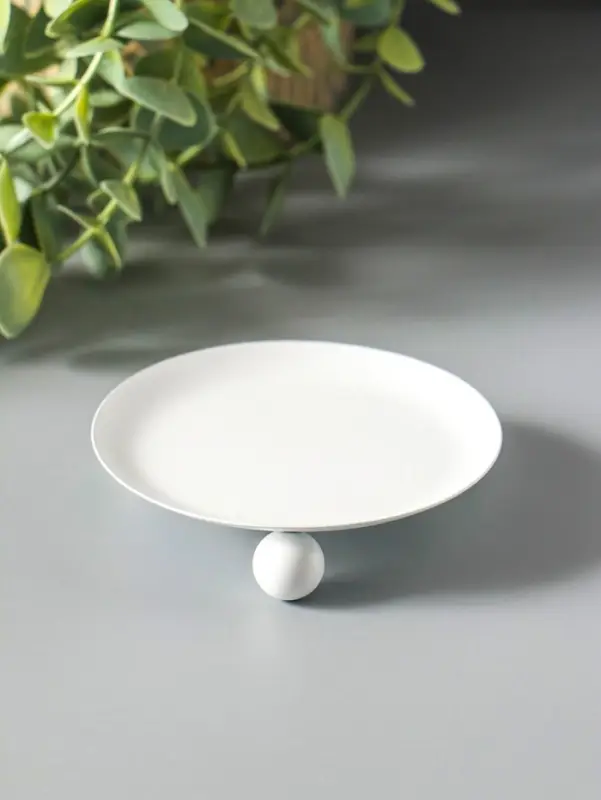 Подсвечник "Чашка на шариках" на 1 свечу, 9 см, белый