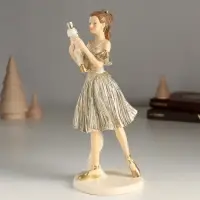 Фигурка полистоун &laquo;Девушка танцует с щелкунчиком&raquo;, 9&times;8.5&times;22 см