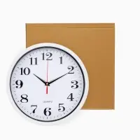 Часы настенные интерьерные &laquo;Время&raquo;, плавный ход, d=28 см, белые