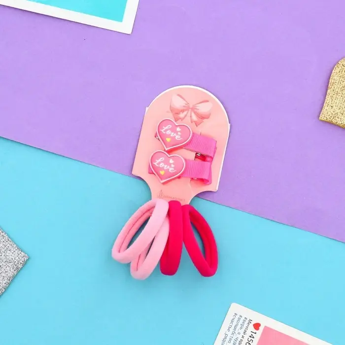 Набор для волос «Крохотуля», 4 резинки, 2 зажима 3.5 см, сердечко, розовый Набор для волос «Крохотуля», 4 резинки, 2 зажима 3.5 см, сердечко, розовый
