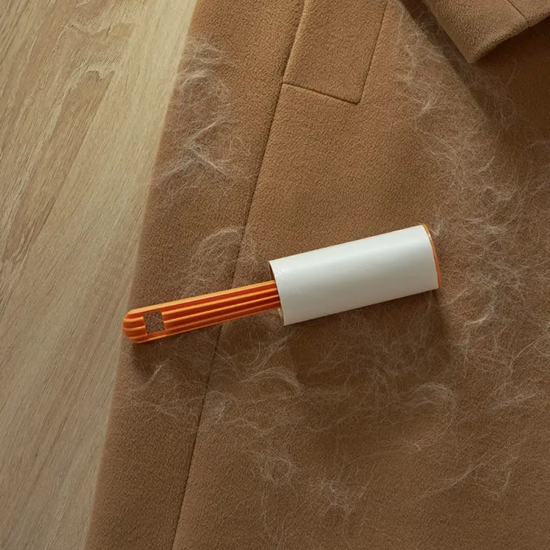 Ролик для чистки одежды + 2 сменных блока тм VETTA, 20 листов