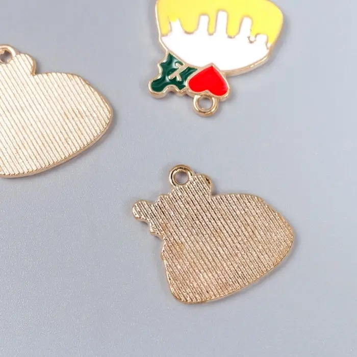 Металлический элемент, декоративная подвеска «Арт Узор. Кекс с сердечком», эмаль, 2×2 см