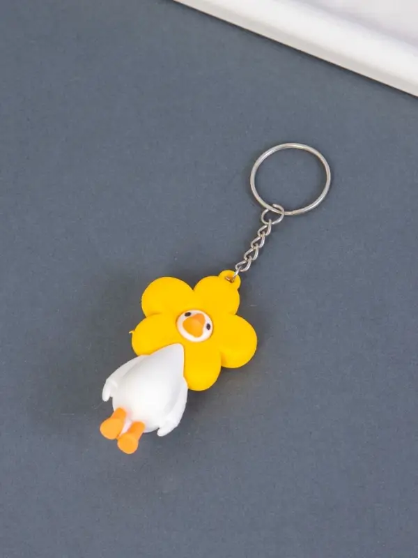 Брелок для ключей на кольце &laquo;Утёнок в карнавальной шапке&raquo;, резина, 2.4&times;1.5&times;6.4 см, МИКС