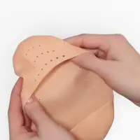 Носочки для педикюра, силиконовые, с перфорацией, 18&times;8 см, бежевые