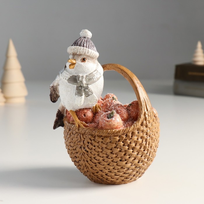 Копилка полистоун  Копилка полистоун "Воробышек в шарфе и шапке, на корзине с яблоками" 11х10,5х15,5 см