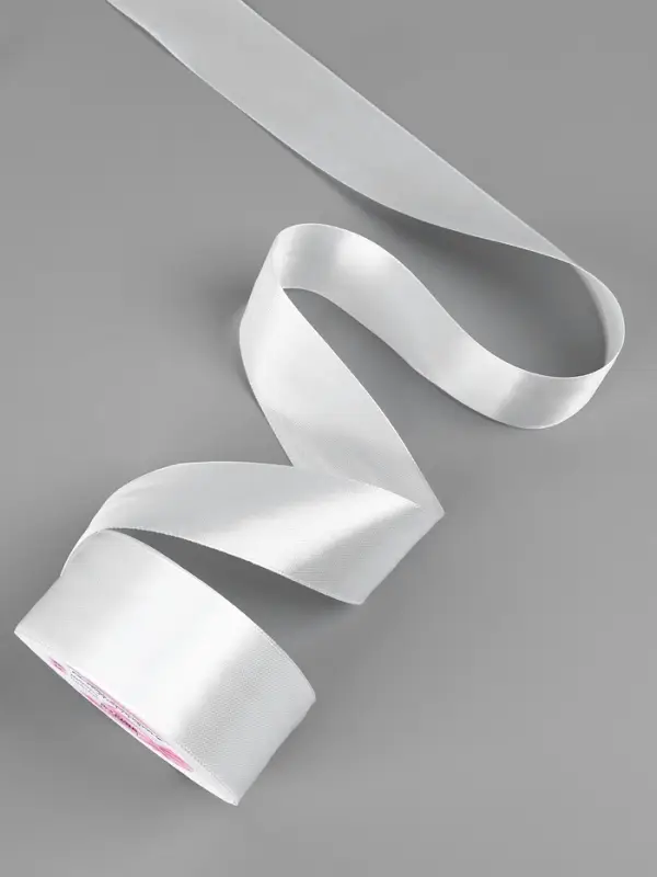 Лента атласная, 40 мм &times; 23 &plusmn;1 м, белая №01