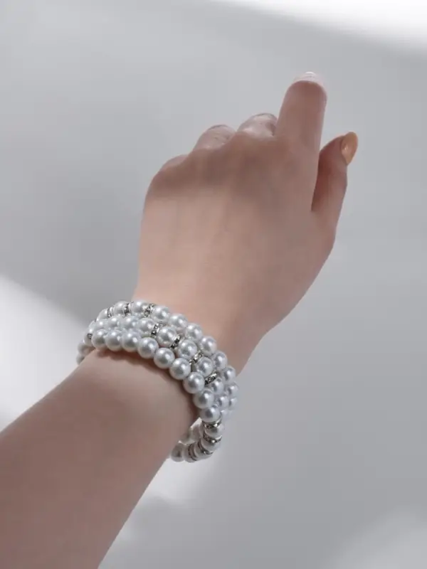 Браслет-пружинка &laquo;Жемчужинка морская&raquo;, 3 ряда, белый в серебре, L=7 см