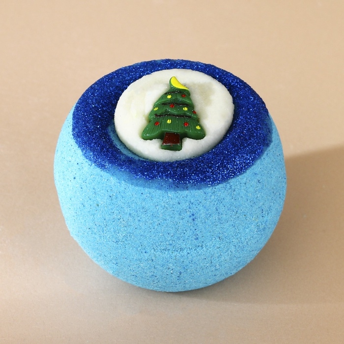 Новый Год. Бомбочка для ванны с игрушкой, 140 г, микс Новый Год. Бомбочка для ванны с игрушкой, 140 г, микс