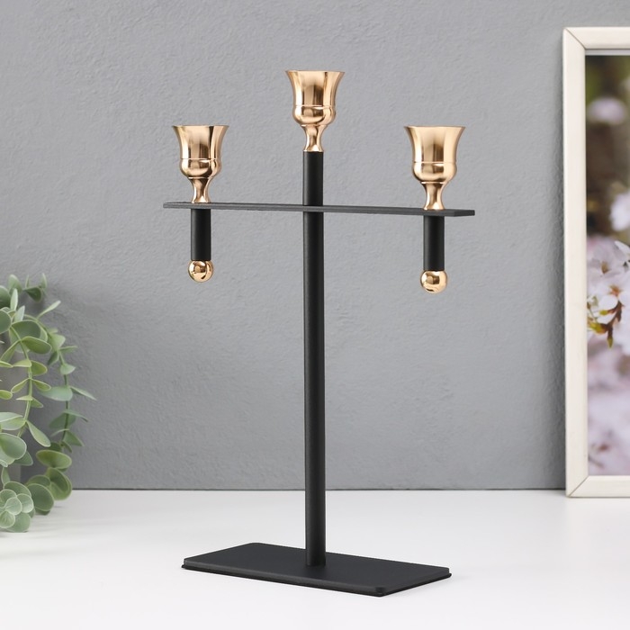 Подсвечник металл на 3 свечи  Подсвечник металл на 3 свечи "Кельт" d=2 см чёрный с золотом 20х7х28 см