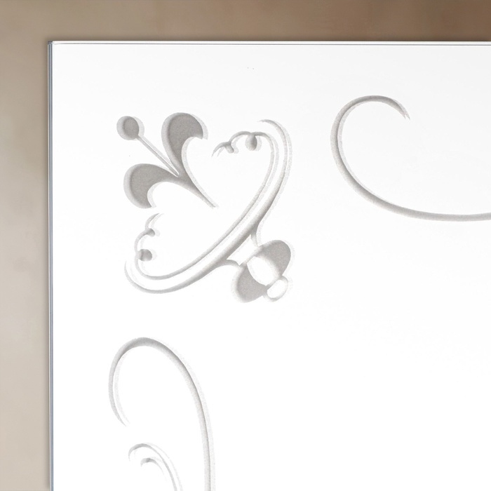 Зеркало, настенное, с пескоструйной графикой, с полочкой, 52×70 см Зеркало, настенное, с пескоструйной графикой, с полочкой, 52×70 см