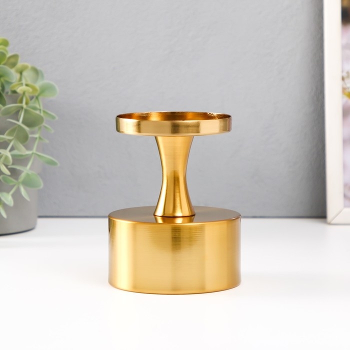 Подсвечник металл на 1 свечу d=7.5 см Подсвечник металл на 1 свечу d=7.5 см "Алессио" золото 9х9х12 см