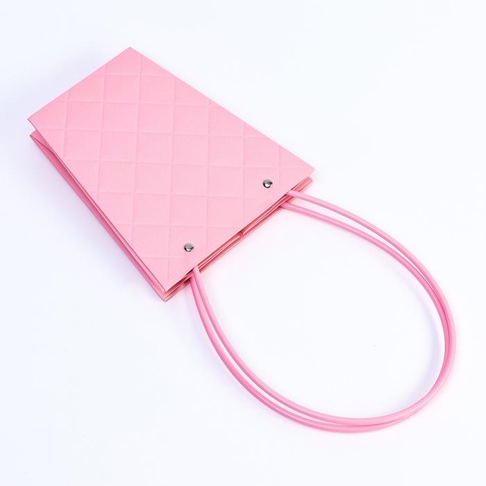 Сумка для цветов тиснение розовый влагостойкая, 17x17-11.5x11.5-20 см Сумка для цветов тиснение розовый влагостойкая, 17x17-11.5x11.5-20 см