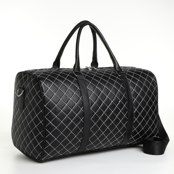 Сумка дорожная на молнии, держатель для чемодана, длинный ремень, цвет чёрный Сумка дорожная на молнии, держатель для чемодана, длинный ремень, цвет чёрный