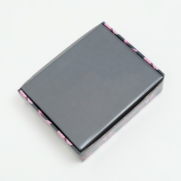 Коробка подарочная крышка-дно Коробка подарочная крышка-дно "Банты", с окном, 18 х 15 х 5 см