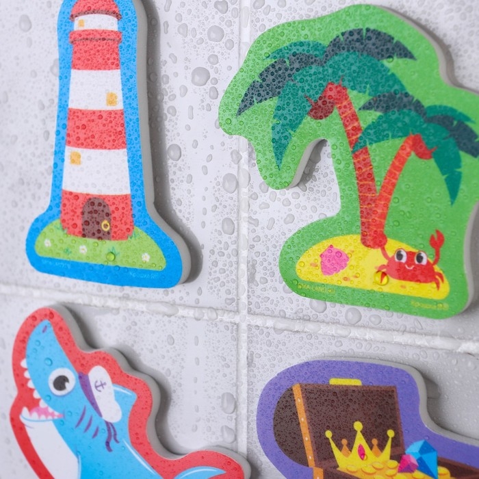 Набор игрушек для ванны Набор игрушек для ванны "Пираты"8 штук с сеткой + сачок, Крошка Я