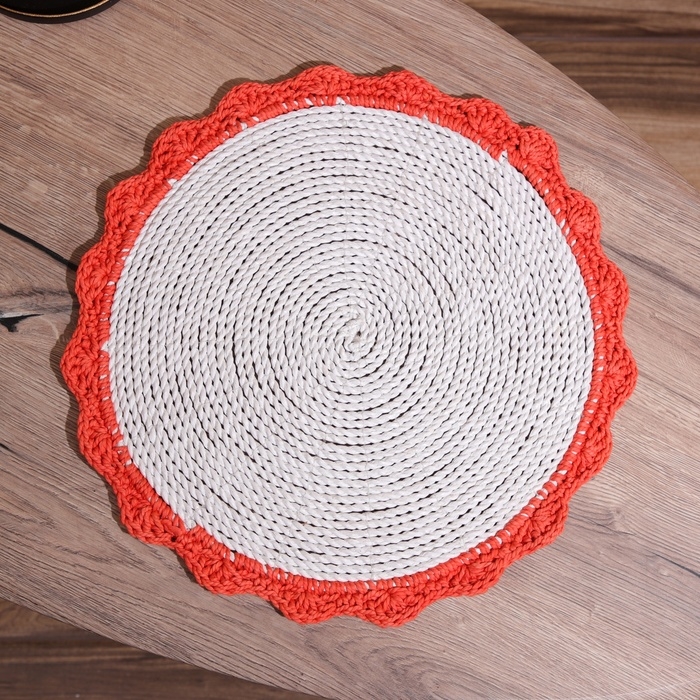 Коврик плетёный круглый 38 см Коврик плетёный круглый 38 см