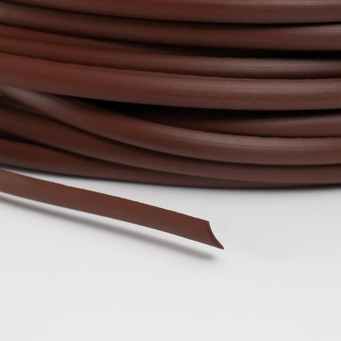 Ротанг искусственный гладкий 7 мм 100 м полутрубка (каштан) Ротанг искусственный гладкий 7 мм 100 м полутрубка (каштан)