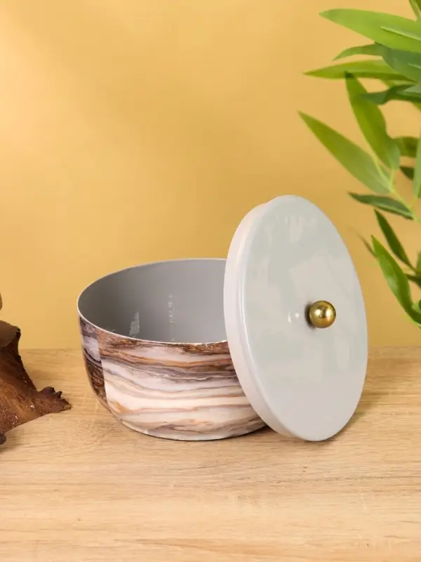 Конфетница с крышкой Конфетница с крышкой "Халва" 14х14х9 см