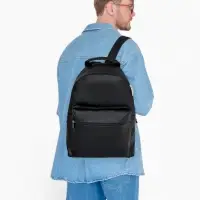 Рюкзак городской TEXTURA на молнии с карманом, размер 30&times;17&times;42 см, чёрный