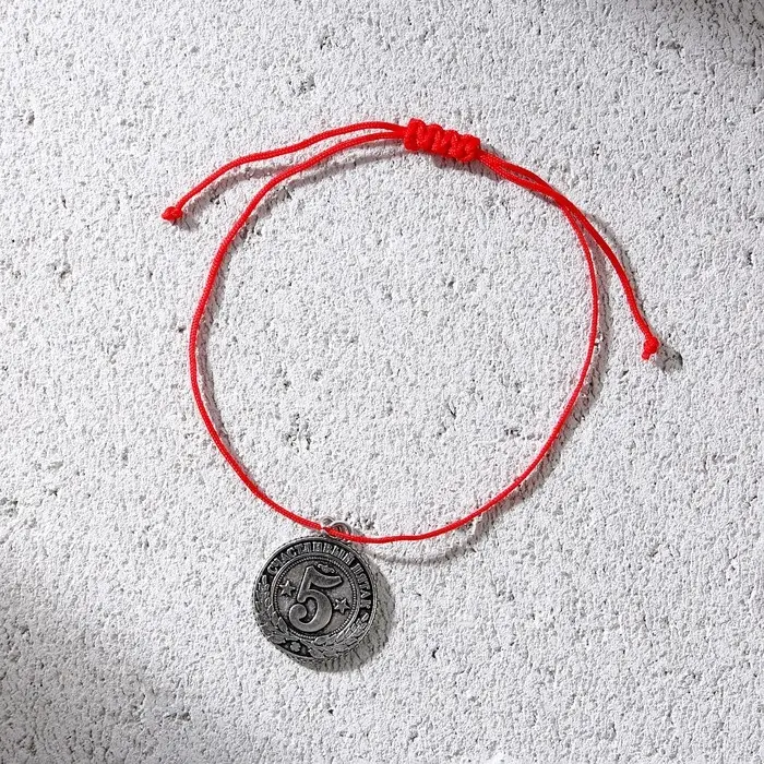 Браслет-талисман (3 шт) «Притягивает удачу», красная нить, длина 24 см