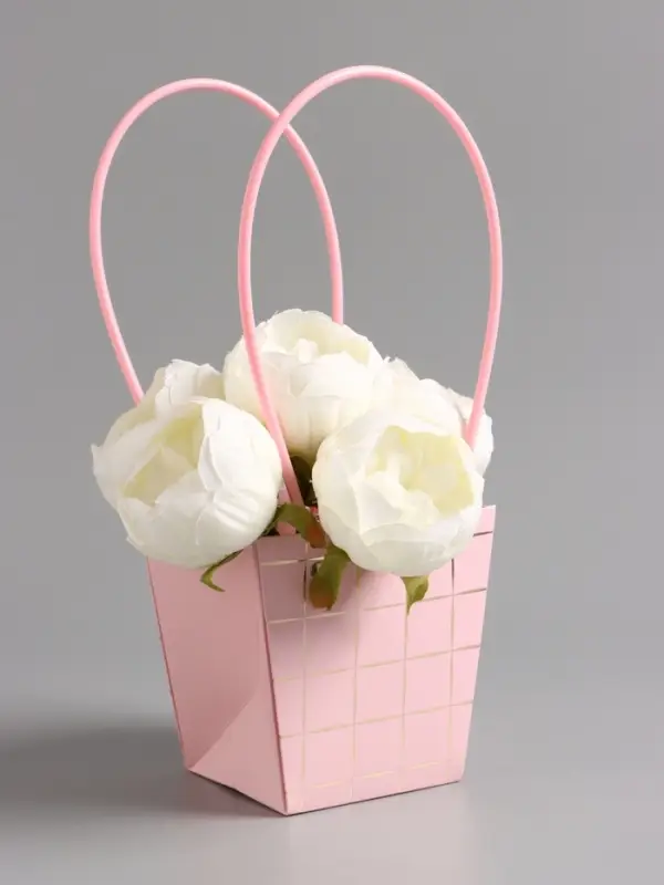 Сумка для цветов розовая влагостойкая, 13x9.5x13±5% см Сумка для цветов розовая влагостойкая, 13x9.5x13±5% см