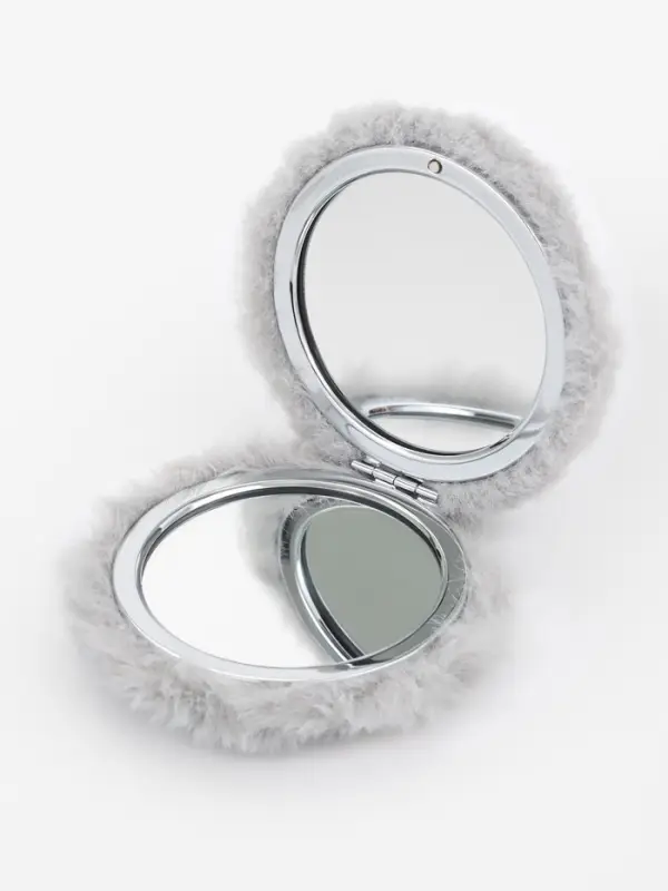 Зеркало складное «Мех», d=8 см, с увеличением, с искусственным мехом, серое