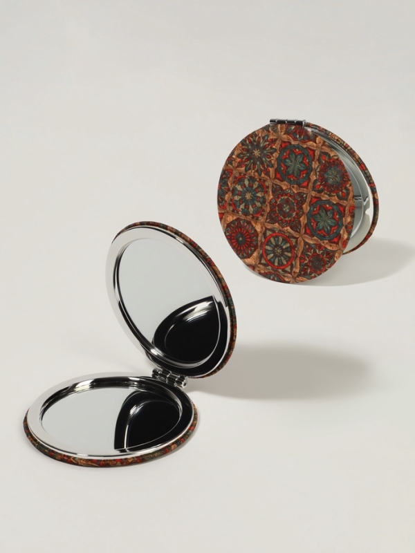 Зеркало складное «Орнамент», d = 7,2 см, с увеличением, цвет коричневый/оранжевый