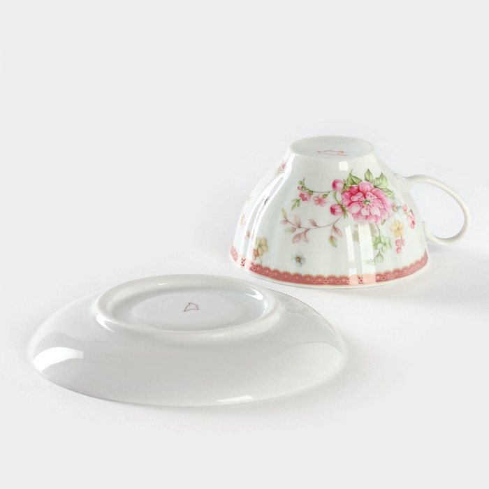 Чайная пара фарфоровая «Цветочный вальс», 275 мл Чайная пара фарфоровая «Цветочный вальс», 275 мл