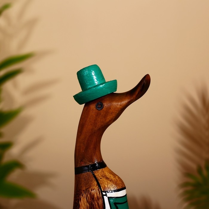 Сувенир Сувенир "Утка в комбинезоне" дерево 27 см