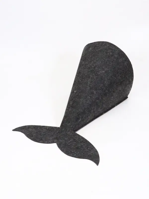 Домик для животных &laquo;Хвост&raquo;, 56&times;30&times;30 см, войлок