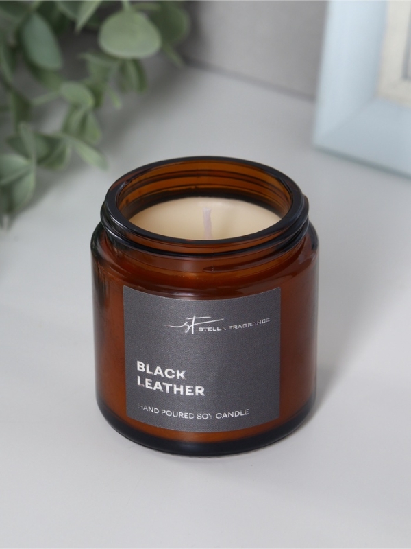 Свеча ароматическая в банке Свеча ароматическая в банке "Black Leather", соевый воск, 90 г, базилик