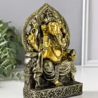 Сувенир полистоун "Ганеша на резном троне" золотая бронза 4х11,7х17,3 см