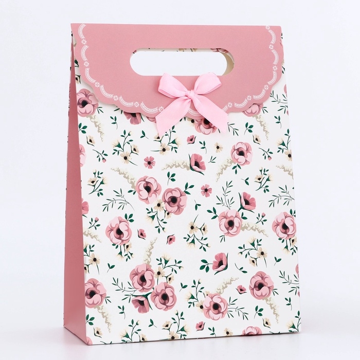 Подарочная коробка-пакет, упаковка с вырубной ручкой, Подарочная коробка-пакет, упаковка с вырубной ручкой, "Розовые цветочки" , 19 х 9 х 27 см