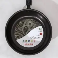 Сковорода &laquo;Классика атлас&raquo;, d=24 см, стеклянная крышка, пластиковая ручка, антипригарное покрытие, алюминий, чёрная