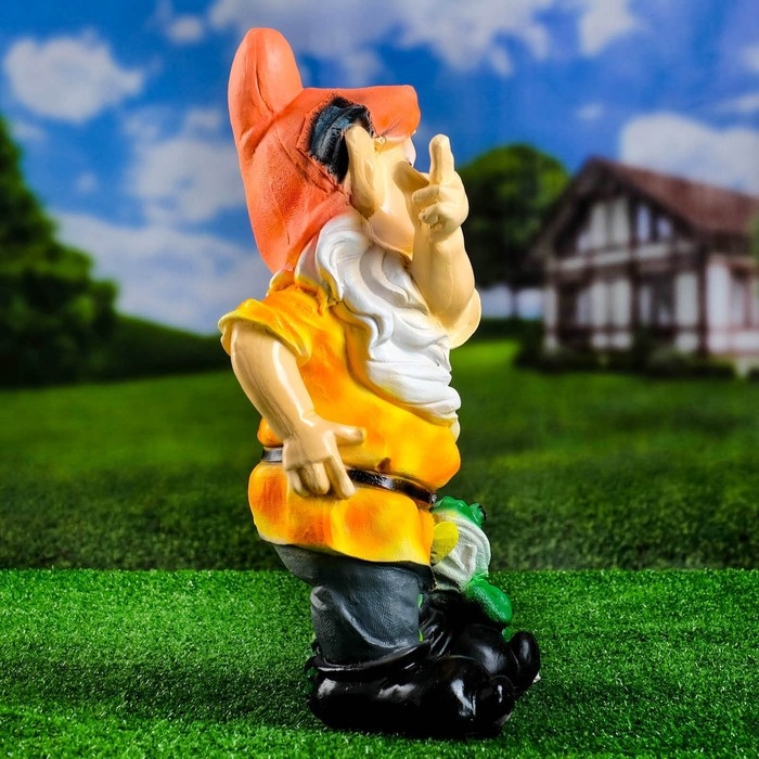 Садовая фигура  Садовая фигура "Гном с лягушкой" 20х27х50 см