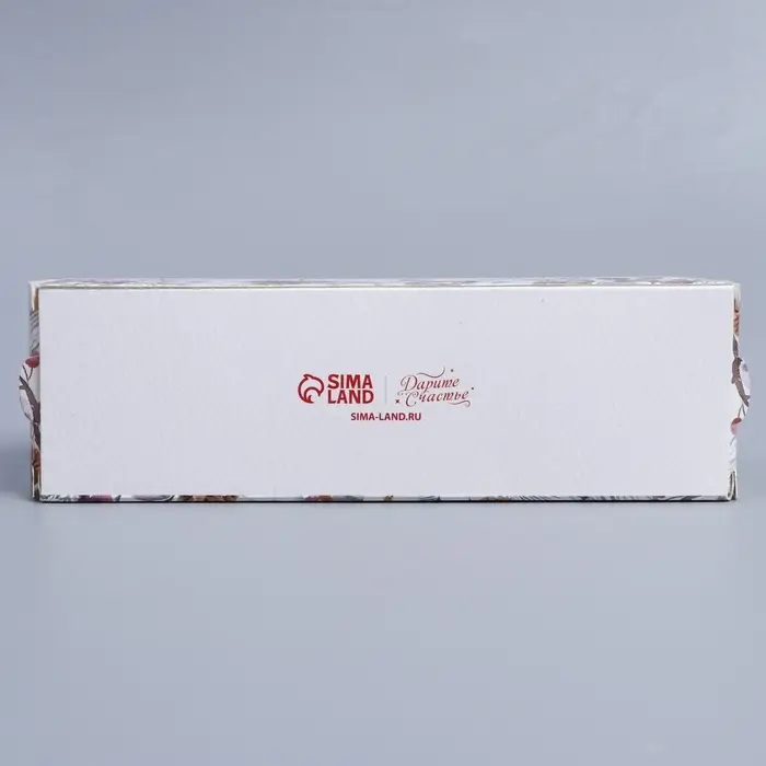 Коробка для макарун «Снежный венок» 18×5.5×5.5 см Коробка для макарун «Снежный венок» 18×5.5×5.5 см