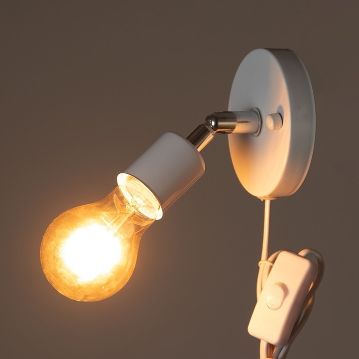 Спот Спот "Дарни" с проводом 150 м и выкл. Е27 40Вт белый 10х10х10