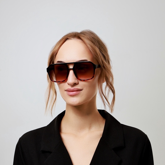 Очки солнцезащитные, UV 400, линза 4.8 х 5.6 см, ширина 14.5 см, дужка 14.1 см Очки солнцезащитные, UV 400, линза 4.8 х 5.6 см, ширина 14.5 см, дужка 14.1 см