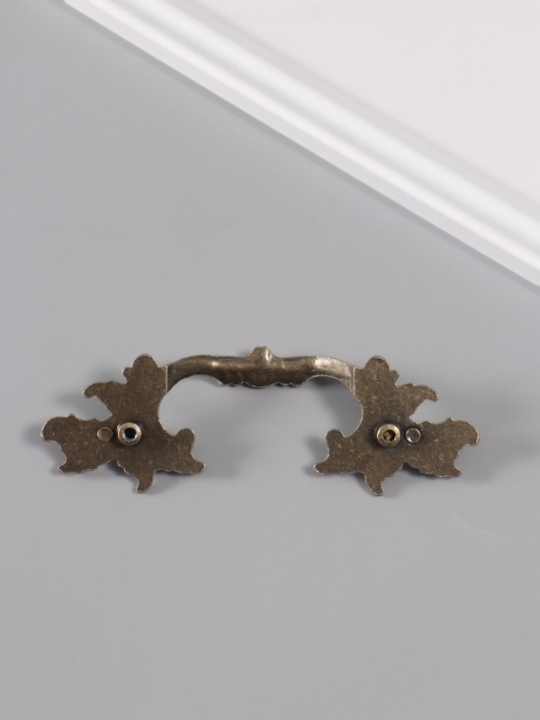 Ручка для шкатулки металл Ручка для шкатулки металл "Растительная ветвь" бронза 12,8х4 см