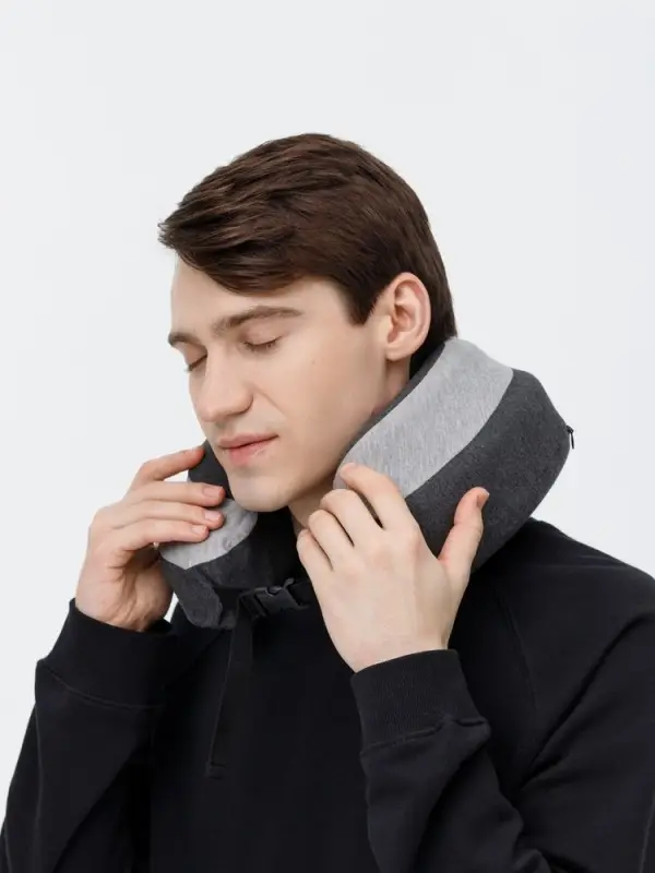 Дорожная подушка Piligrim, серая Дорожная подушка Piligrim, серая