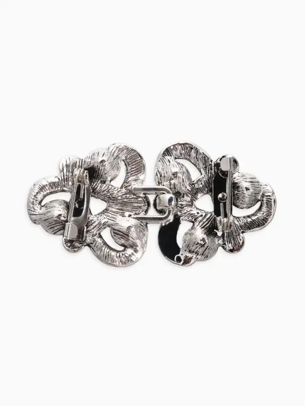 Зажим для кардигана Зажим для кардигана "Ажур", узел, цвет белый в чернёном серебре