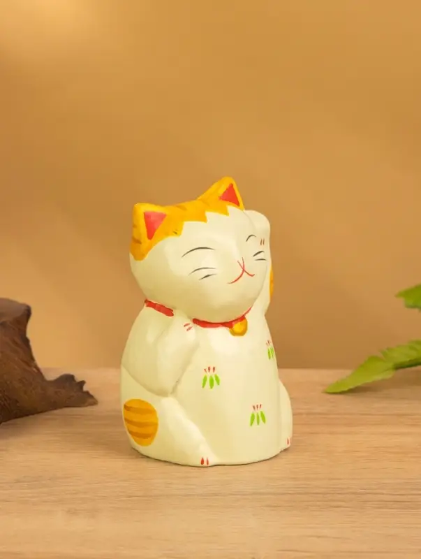 Сувенир «Кошка Неко», 6×6×11 см, дерево, оранжевый Сувенир «Кошка Неко», 6×6×11 см, дерево, оранжевый