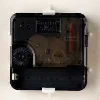 Часы настенные интерьерные Kensington station, двусторонние, на подвесе, бесшумные, плавный ход, d=12 см, от батареек 2&times;АА