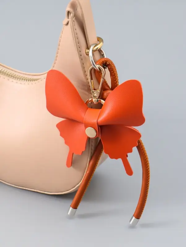 Брелок на карабине "Бабочка с узлом" красно-бордовый 13,5х9,5х2,5 см